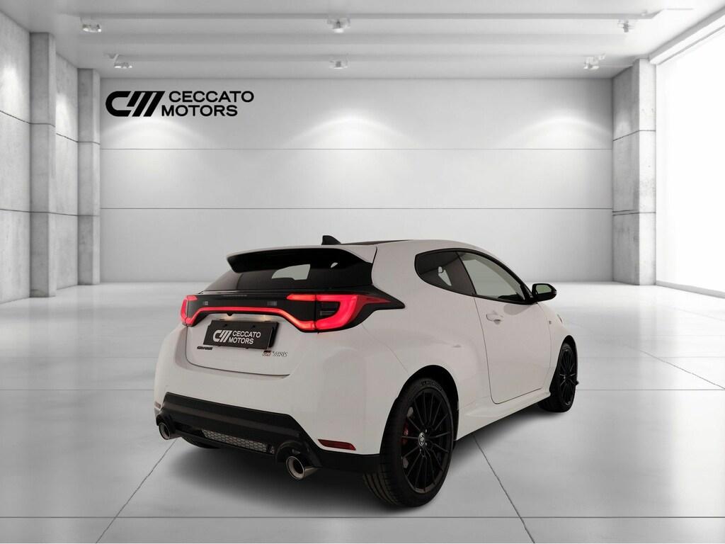 Toyota GR Yaris 1.6 Circuit dat-8