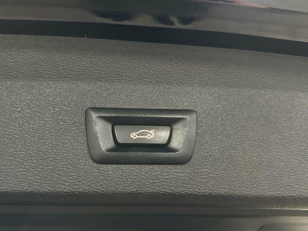 BMW X1 sdrive18d xLine auto my18