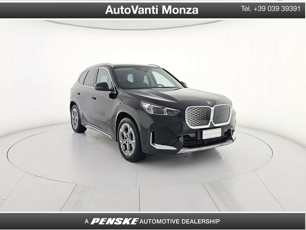 BMW iX1 edrive 20 X-Line