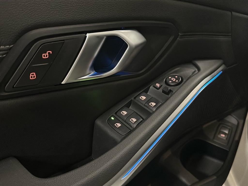 BMW Serie 3 320d Touring mhev 48V Msport xdrive auto