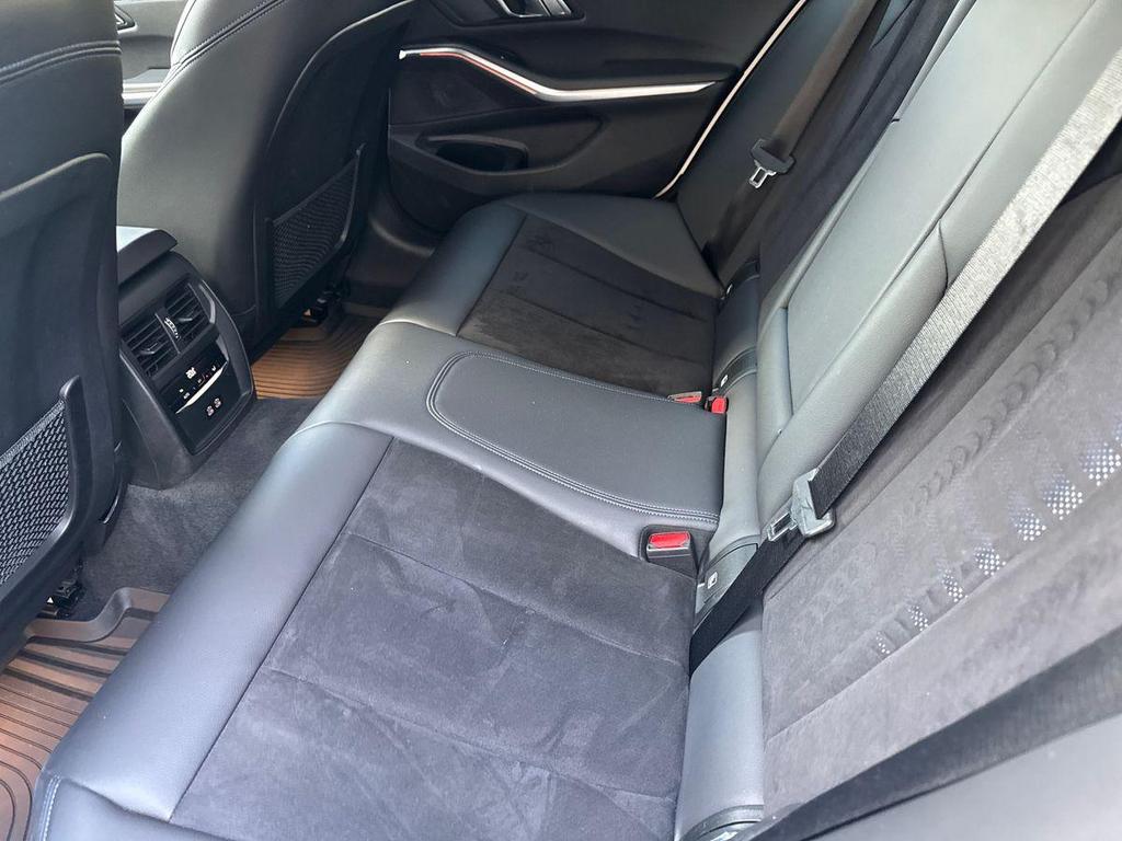 BMW Serie 3 330d Touring mhev 48V xdrive Msport auto