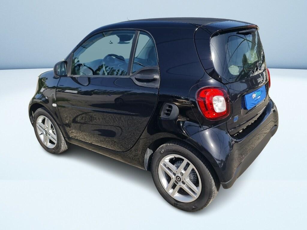 Smart fortwo eq Pure 22kW