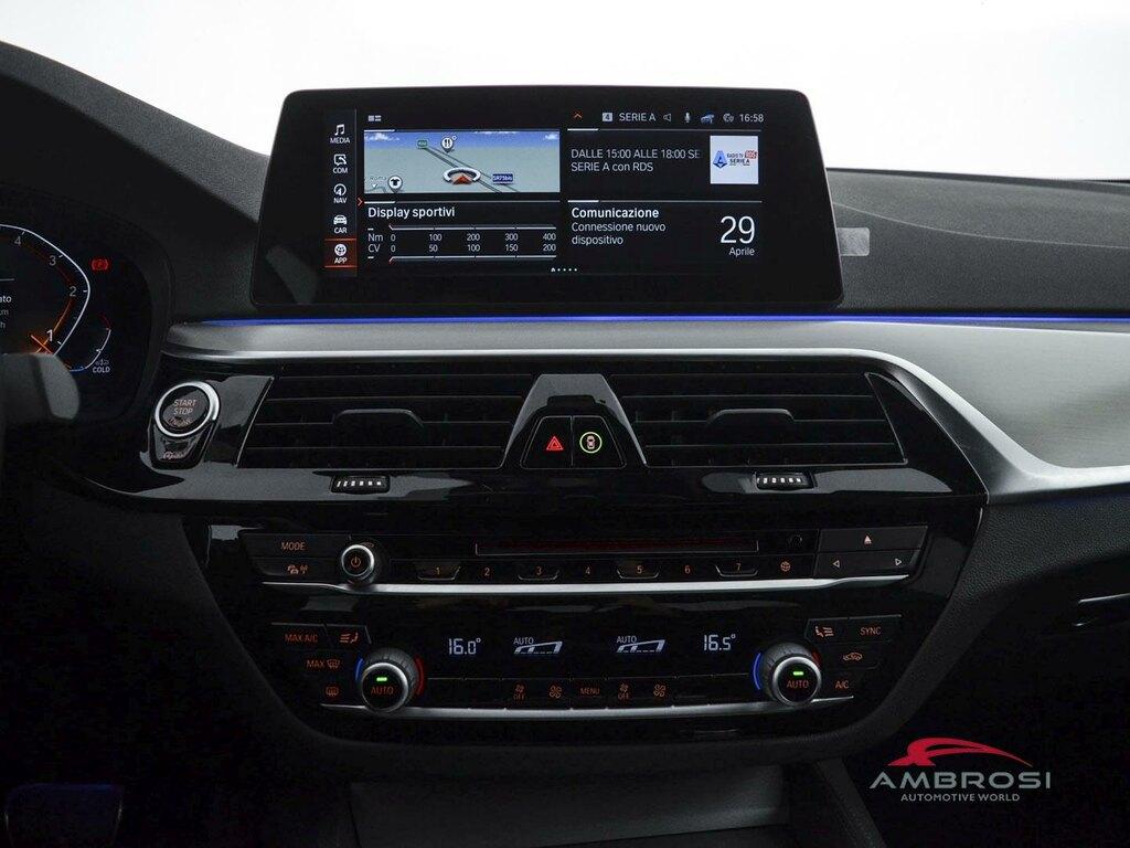 BMW Serie 5 520d xdrive Msport auto