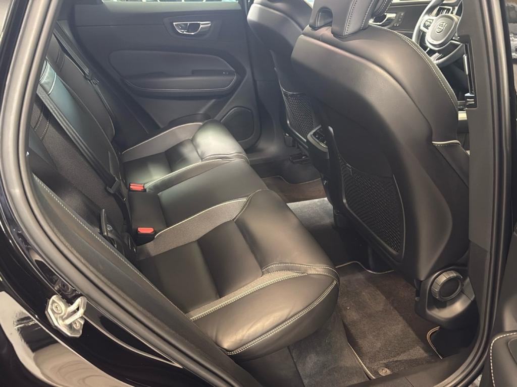 Volvo XC60 2.0 B4 Business Plus awd geartronic my20