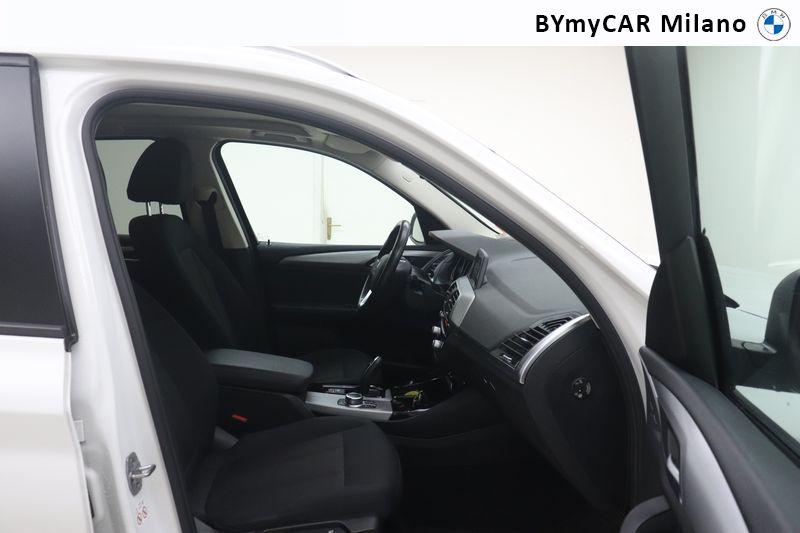 BMW X3 xdrive20i Business Advantage 184cv auto