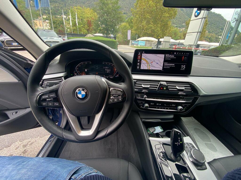 BMW Serie 5 520i Touring mhev 48V Business auto