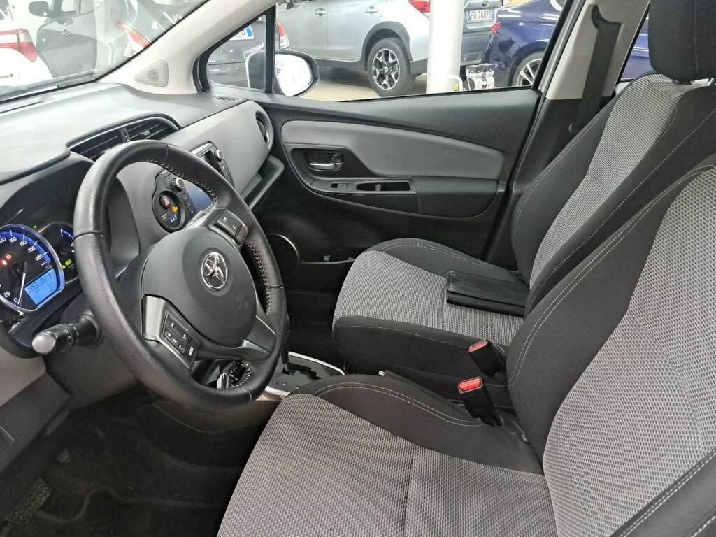 Toyota Yaris 1.5 hybrid Active 5p my16