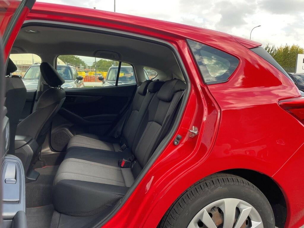 Subaru Impreza 1.6i Pure lineartronic