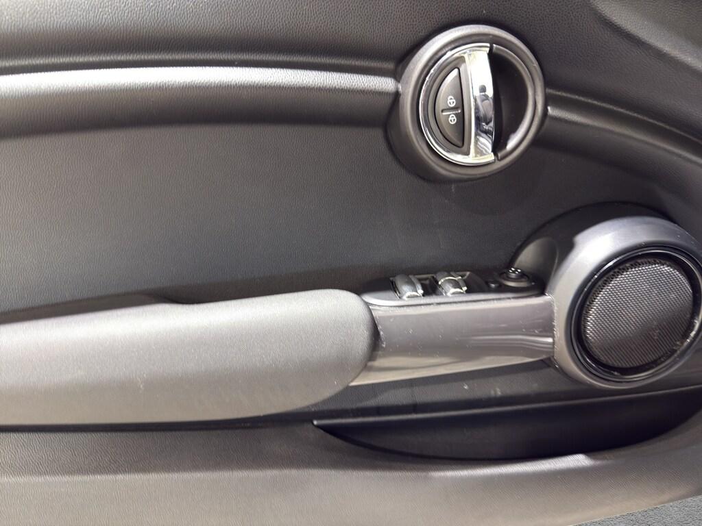 Mini Cooper D Cabrio 1.5 Cooper D Boost Auto