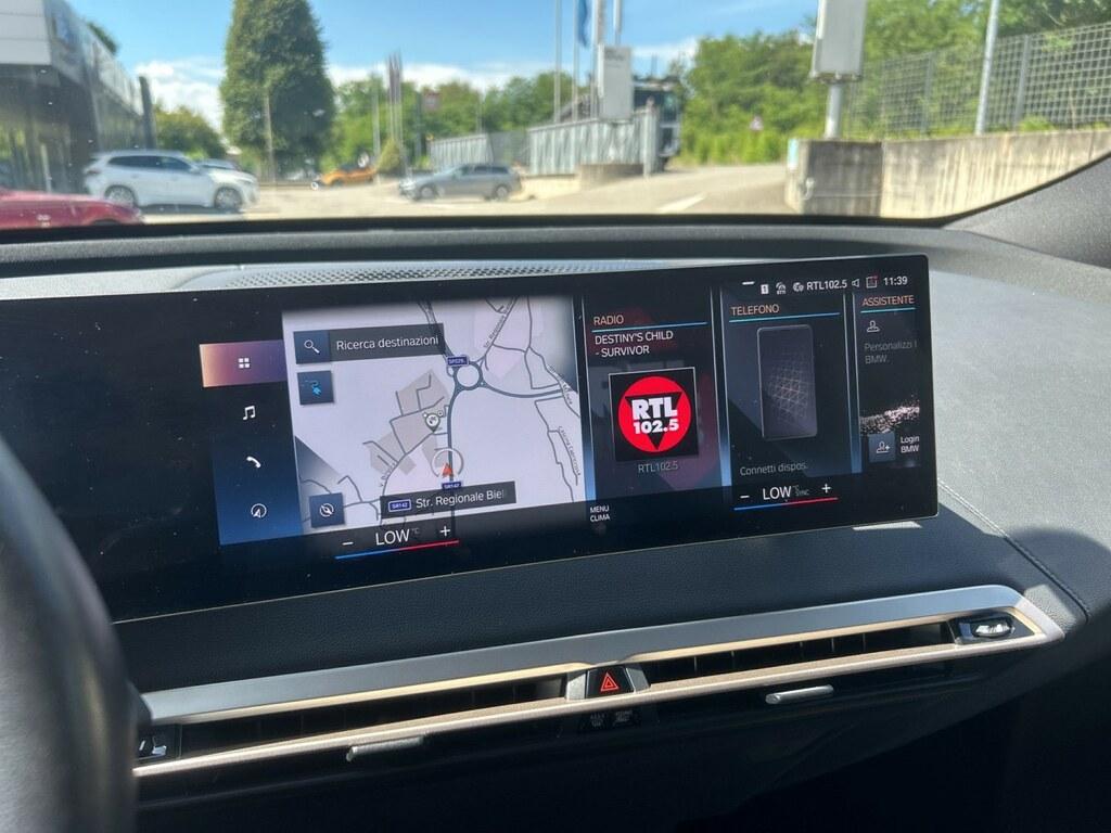 BMW iX xdrive50 pacchetto sportivo