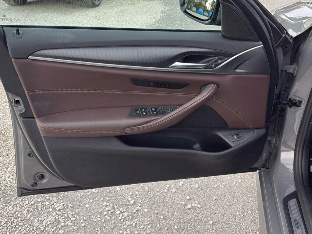 BMW Serie 5 540d Touring mhev 48V xdrive Msport auto