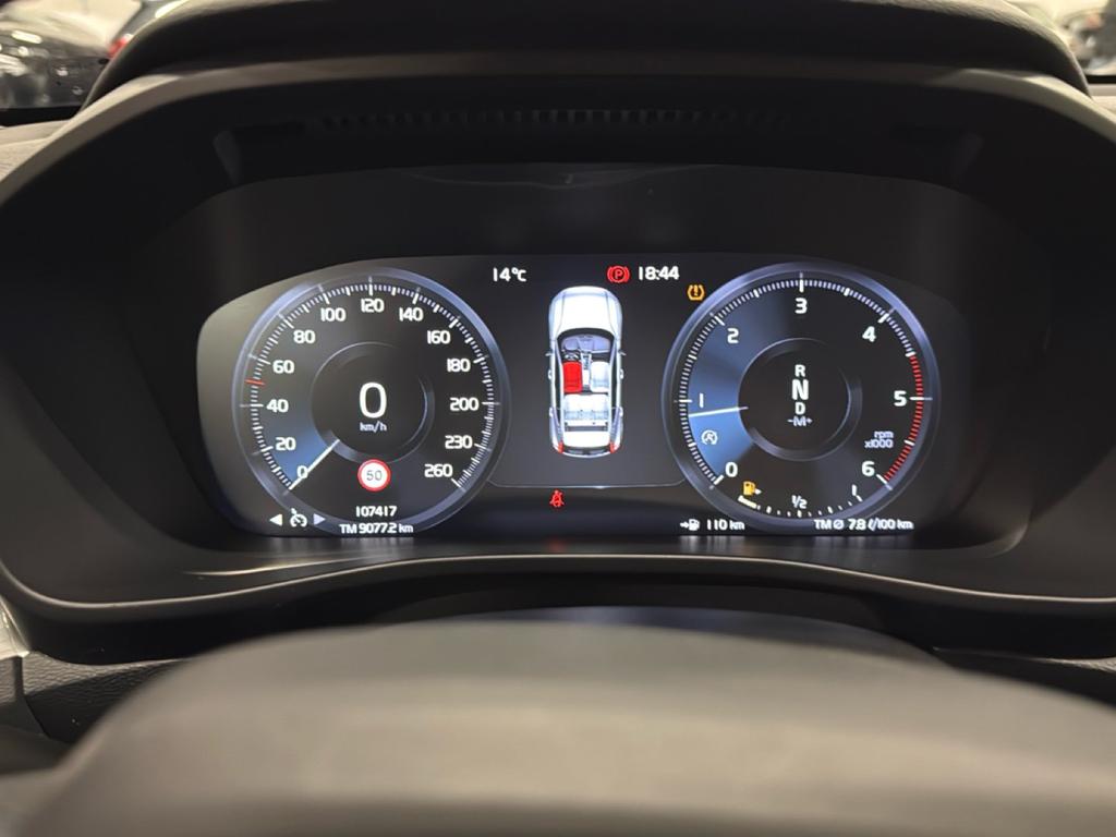 Volvo XC40 2.0 D3 Momentum awd geartronic