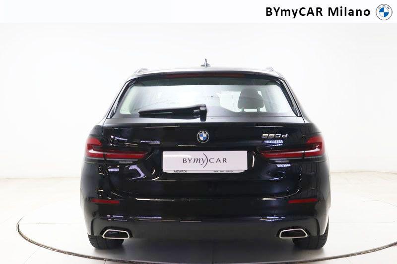 BMW Serie 5 520d Touring mhev 48V Business auto