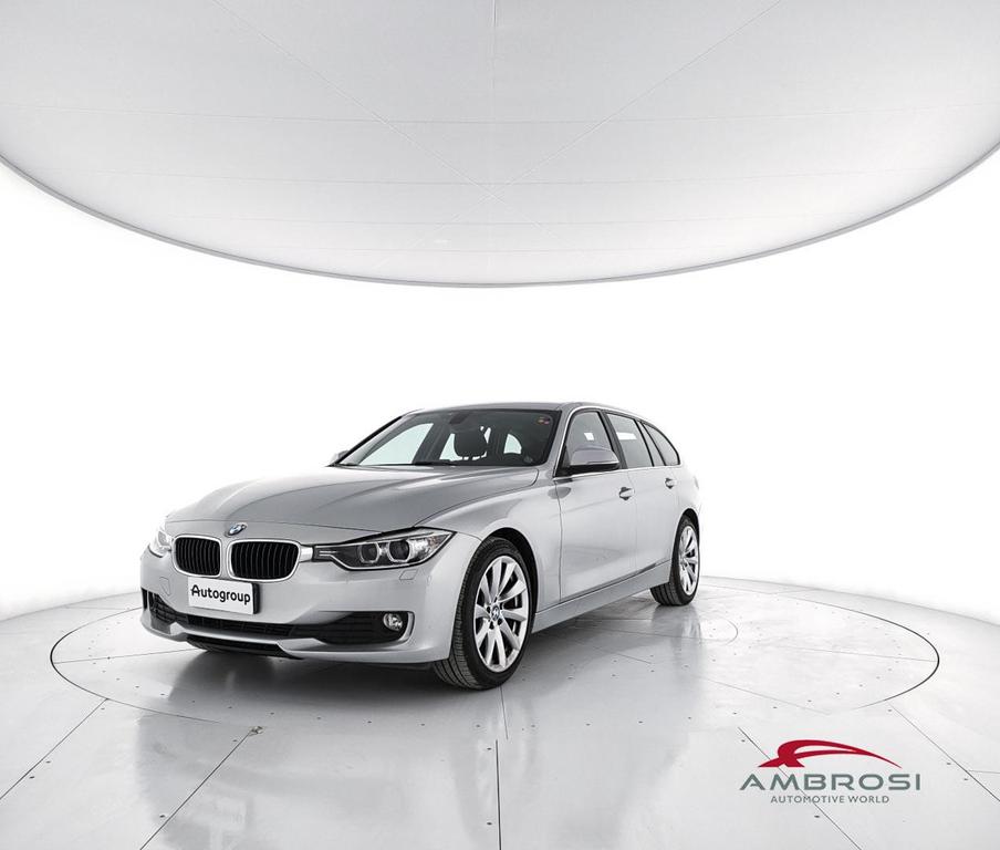 BMW Serie 3 318d Touring Business auto