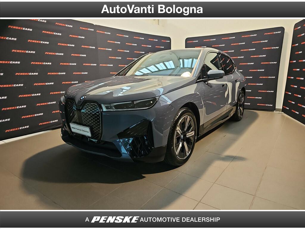 BMW iX xdrive50 pacchetto sportivo