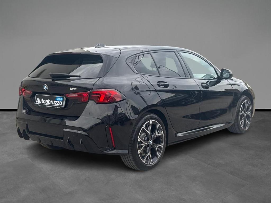 BMW Serie 1 120 48V MSport auto
