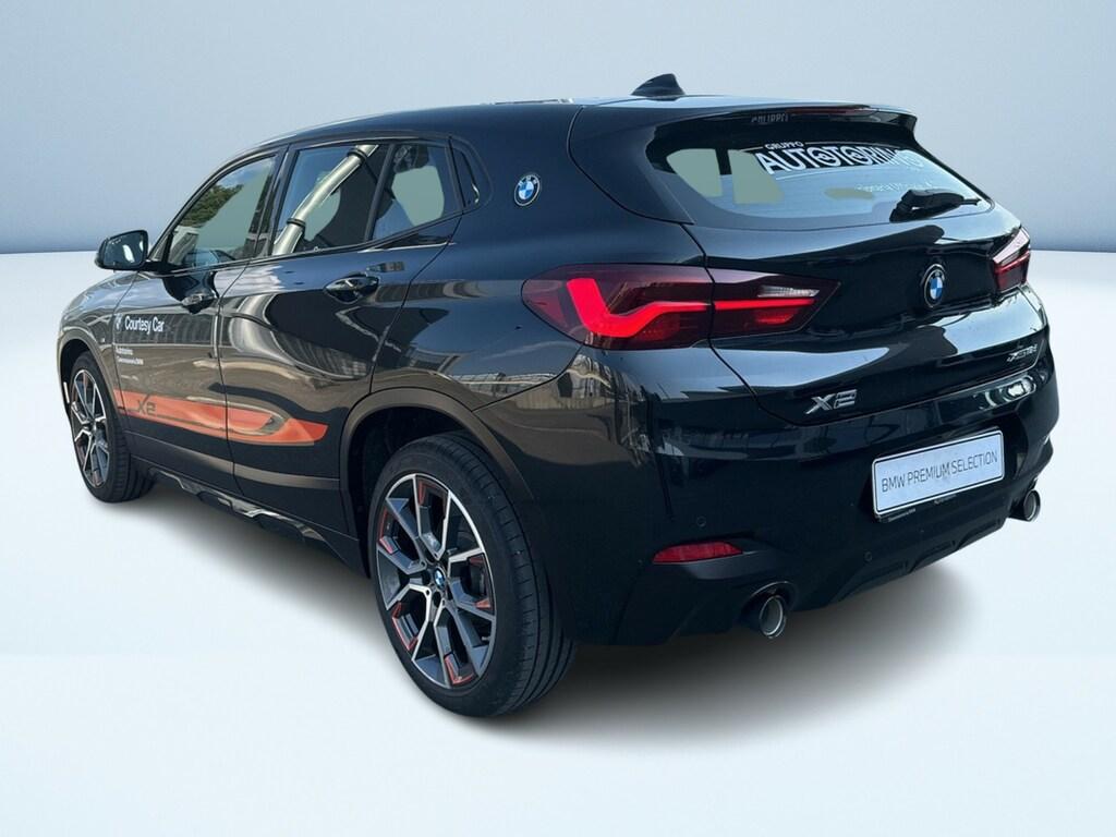 BMW X2 xdrive18d M Mesh Edition