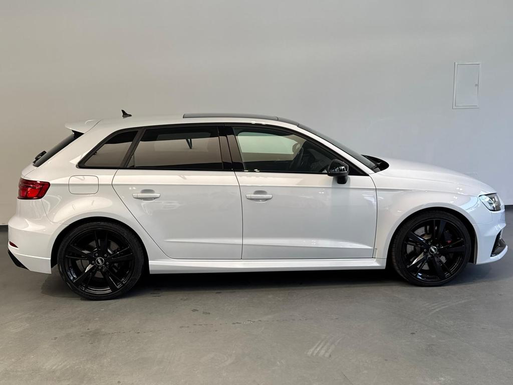 Audi RS3 Sportback 2.5 tfsi quattro s-tronic