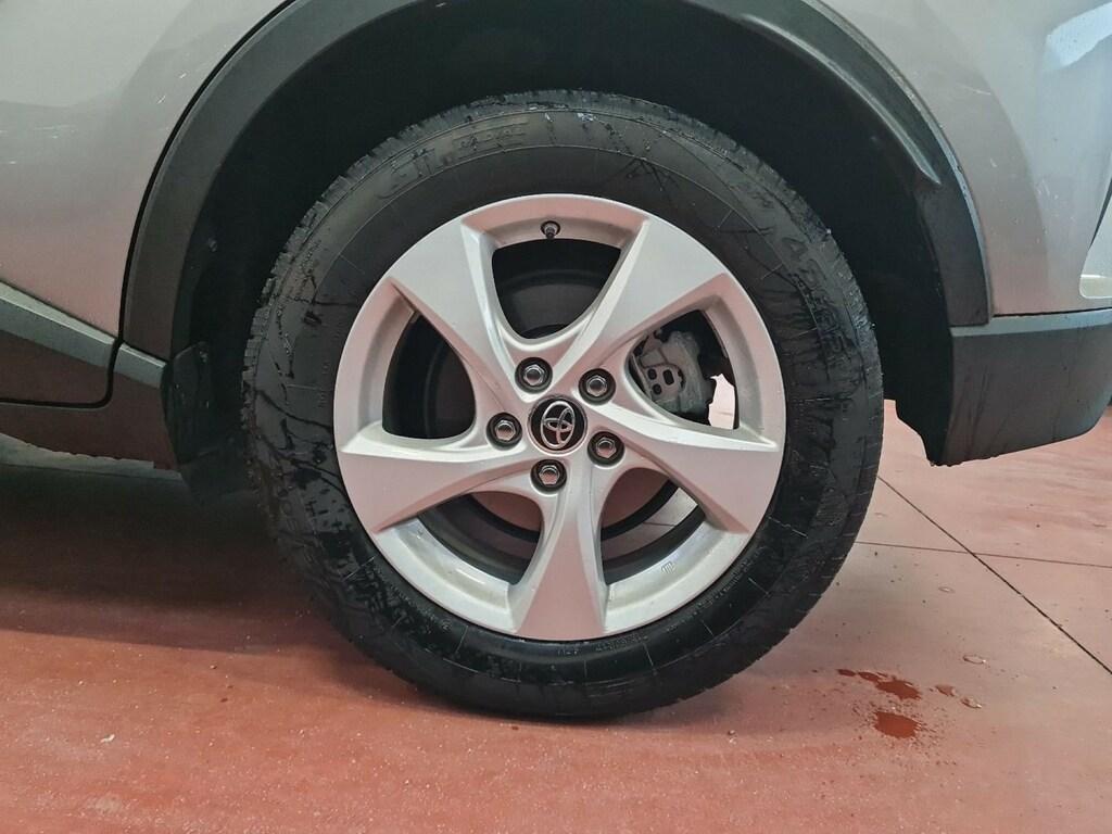 Toyota C-HR 1.8h Active 2wd e-cvt