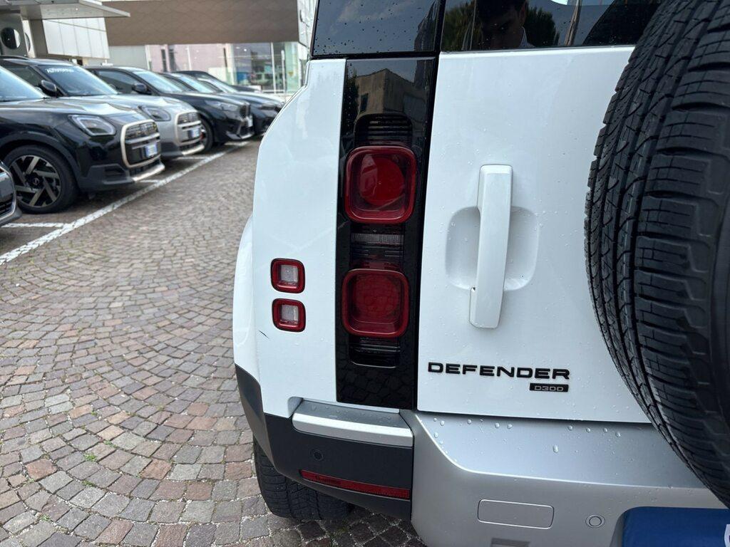 Land Rover Defender 110 3.0d i6 mhev SE awd 300cv auto