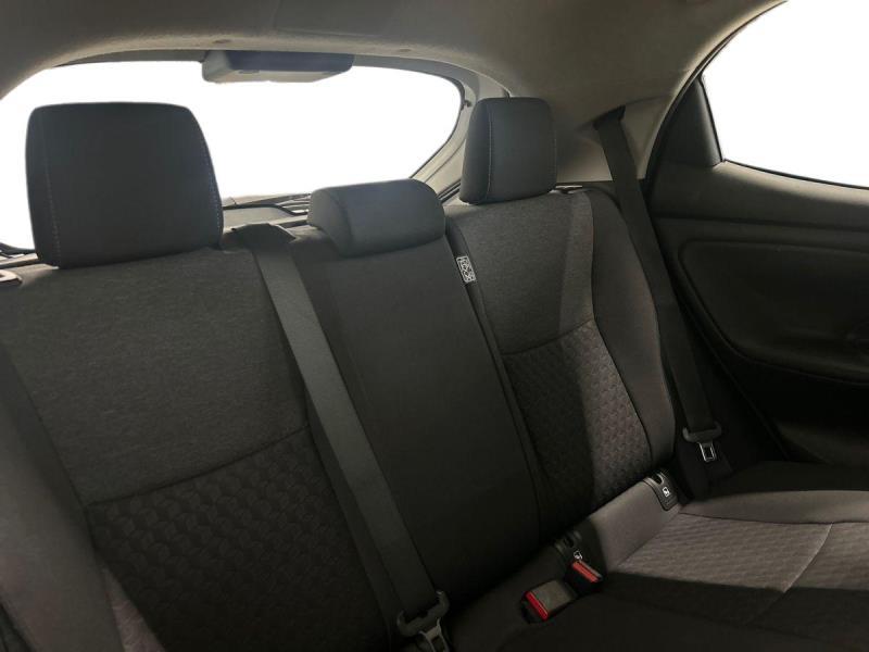 Toyota Yaris 1.5 hybrid Business