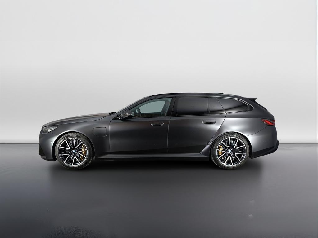 BMW M5 Touring 4.4 727cv auto