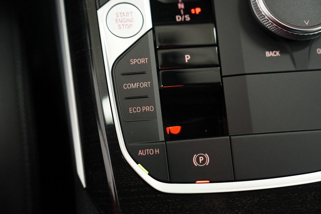 BMW Serie 3 320d Touring mhev 48V Msport xdrive auto