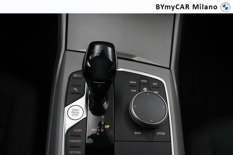 BMW Serie 3 320d Touring mhev 48V xdrive Business Advantage auto