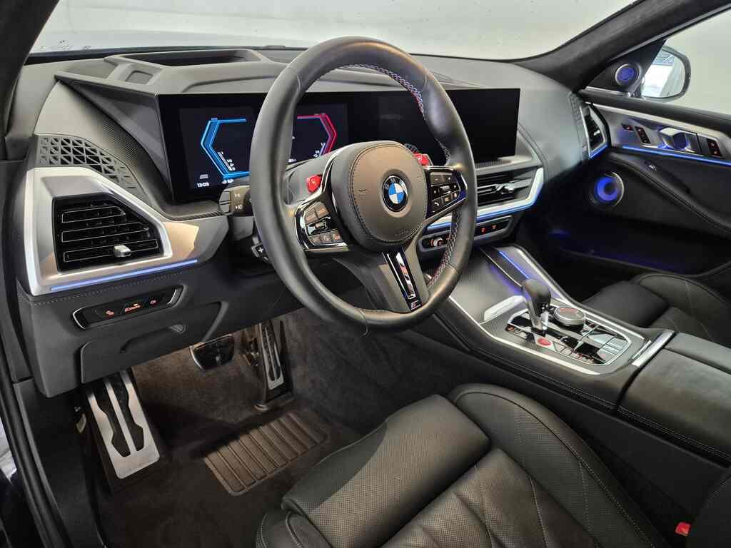 BMW XM 4.4 steptronic