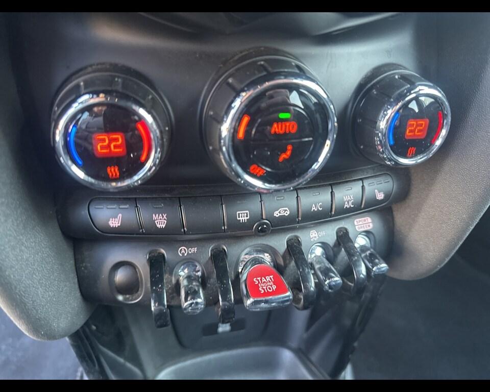 Mini Cooper 1.5 TwinPower Turbo Cooper Business DCT