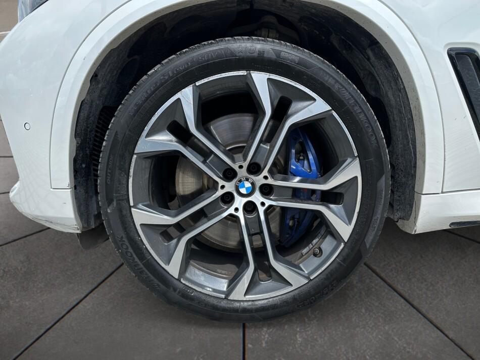 BMW X5 xdrive40d mhev 48V Msport auto