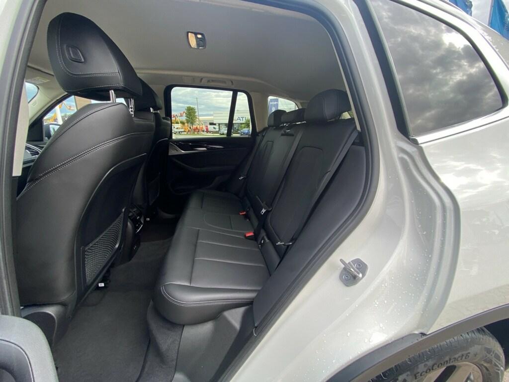 BMW X3 xdrive20i mhev 48V auto