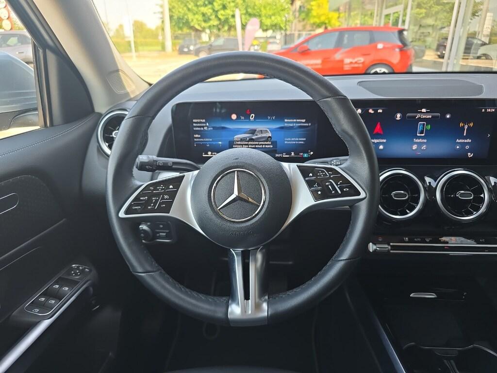 Mercedes GLB 180 d Progressive Advanced auto