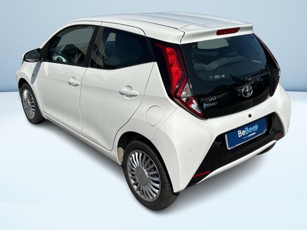 Toyota Aygo 5p 1.0 x-play 72cv