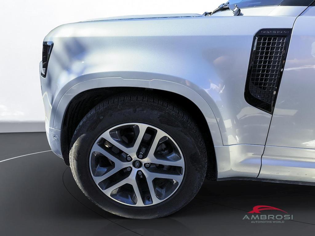 Land Rover Defender 110 3.0d i6 mhev X-Dynamic SE awd 250cv auto
