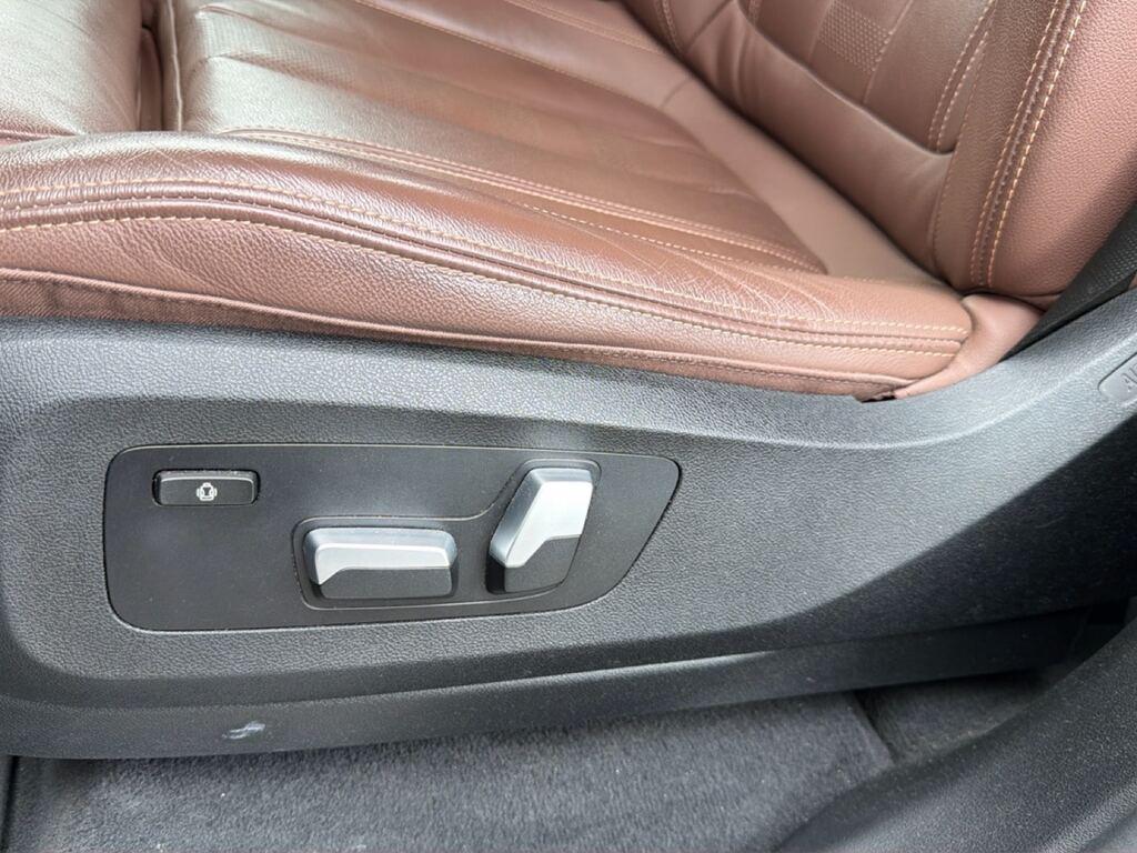BMW X5 xdrive30d mhev 48V Business auto