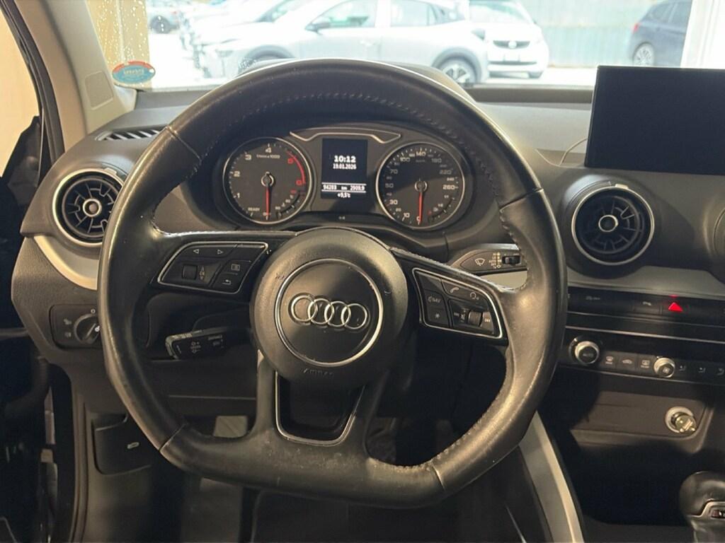 Audi Q2 30 1.6 tdi Business s-tronic my19