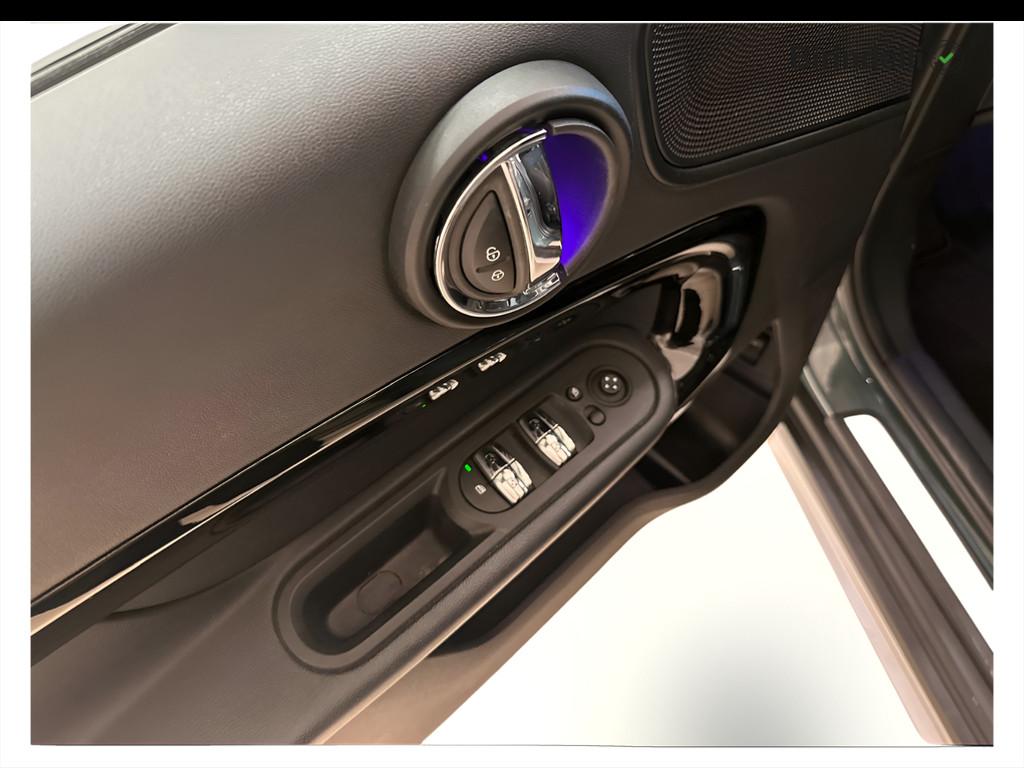 Mini Cooper SD Countryman 2.0 Cooper SD Hype auto