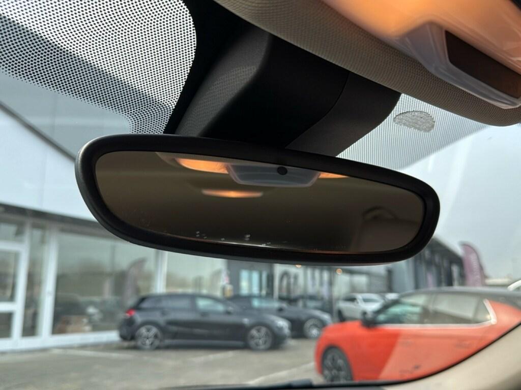 BMW X2 sdrive18d Business X auto