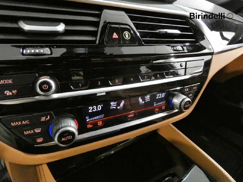 BMW Serie 5 520d Touring mhev 48V xdrive Msport auto