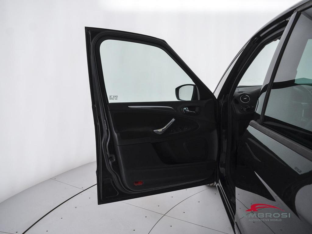 Ford S-Max 2.0 tdci Titanium