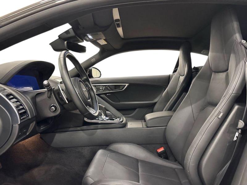 Jaguar F-Type Coupe 2.0 P300 R-Dynamic Black rwd auto