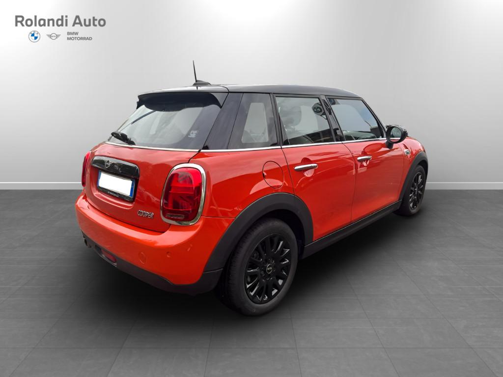 Mini Cooper 1.5 TwinPower Turbo Cooper Business XL DCT