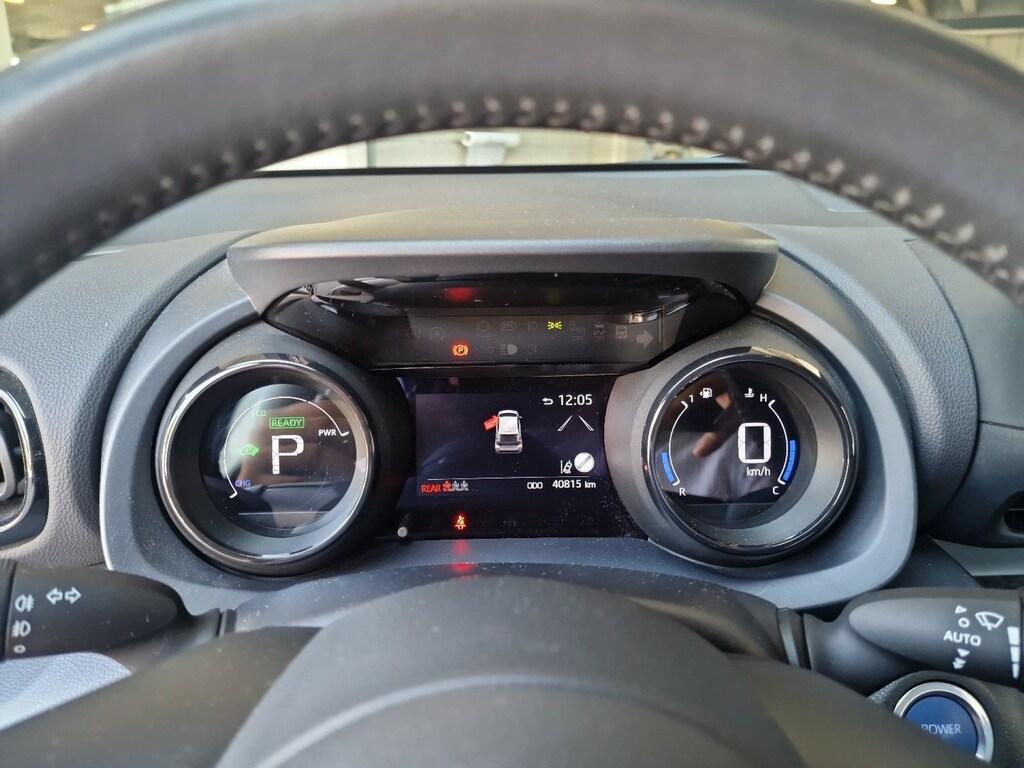 Toyota Yaris 1.5 hybrid Lounge