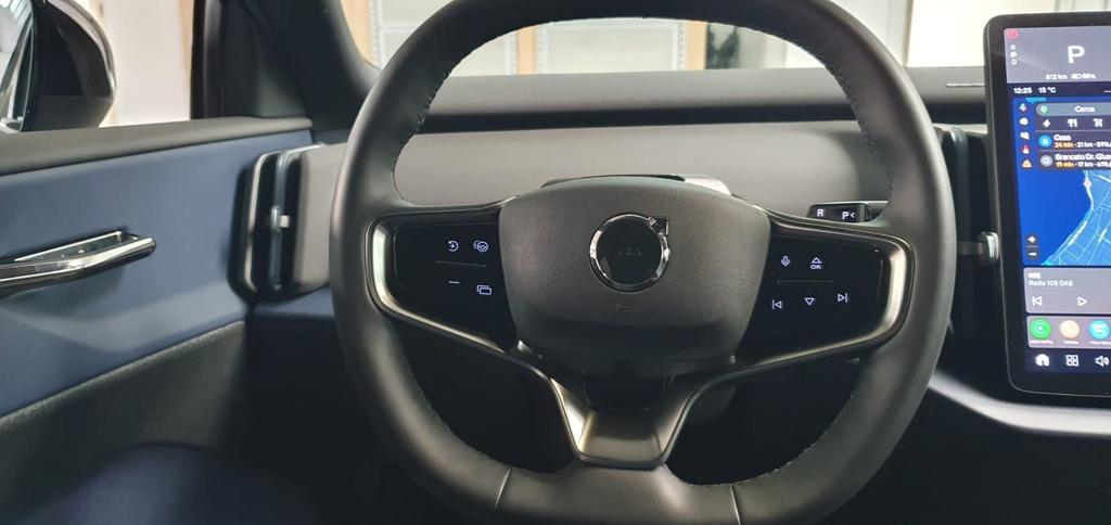 Volvo EX30 Single Motor Extended Range Ultra rwd