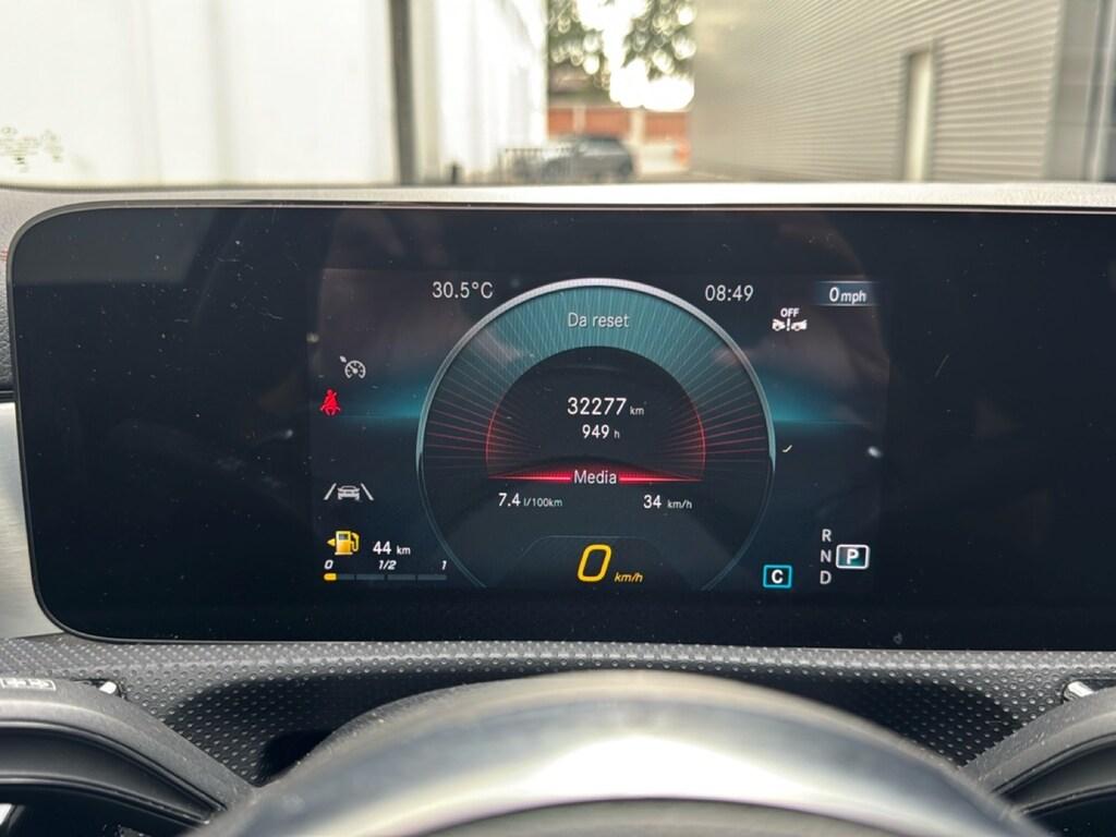 Mercedes CLA 180 Premium auto