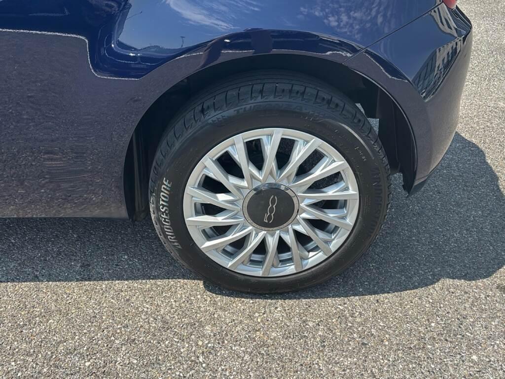 Fiat 500 1.0 hybrid Dolcevita 70cv