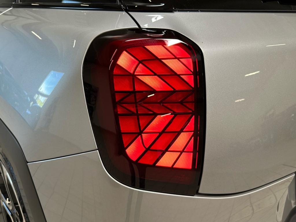 Mini Mini Aceman SE Favoured