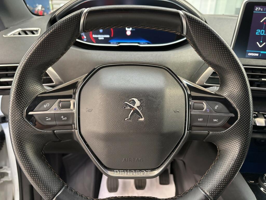 Peugeot 3008 1.5 bluehdi GT Line s&s 130cv