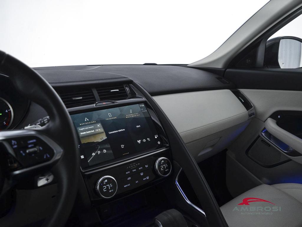 Jaguar E-Pace 2.0 D163 R-Dynamic SE awd auto